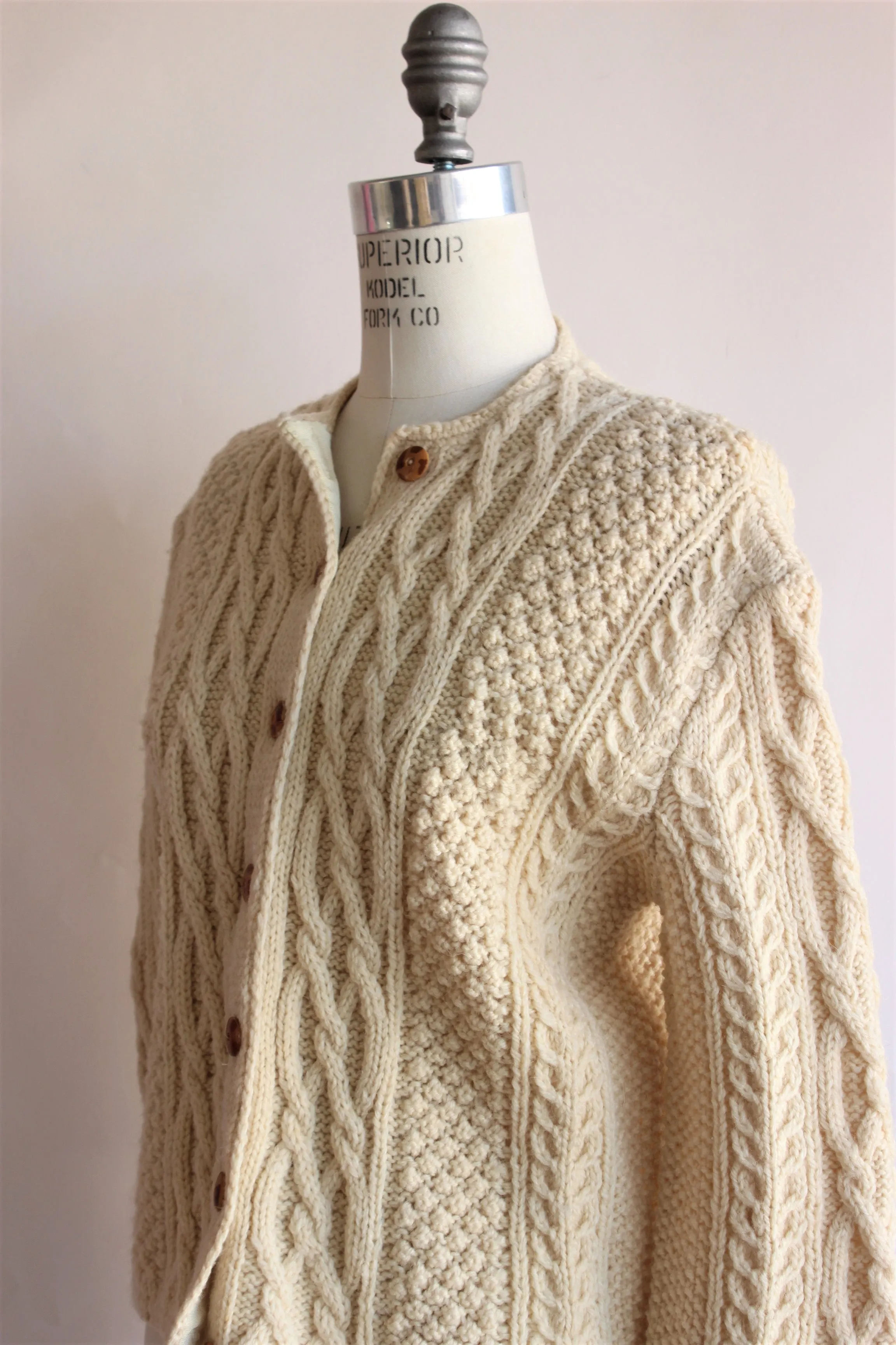 Vintage 1950s Ivory Cableknit Cardigan Sweater