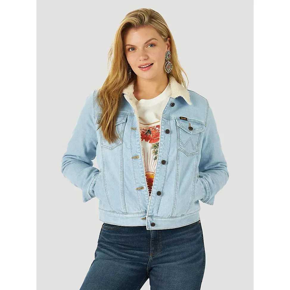 WOMEN'S WRANGLER RETRO® SHERPA LINED WESTERN DENIM JACKET IN BLEACHED DENIM